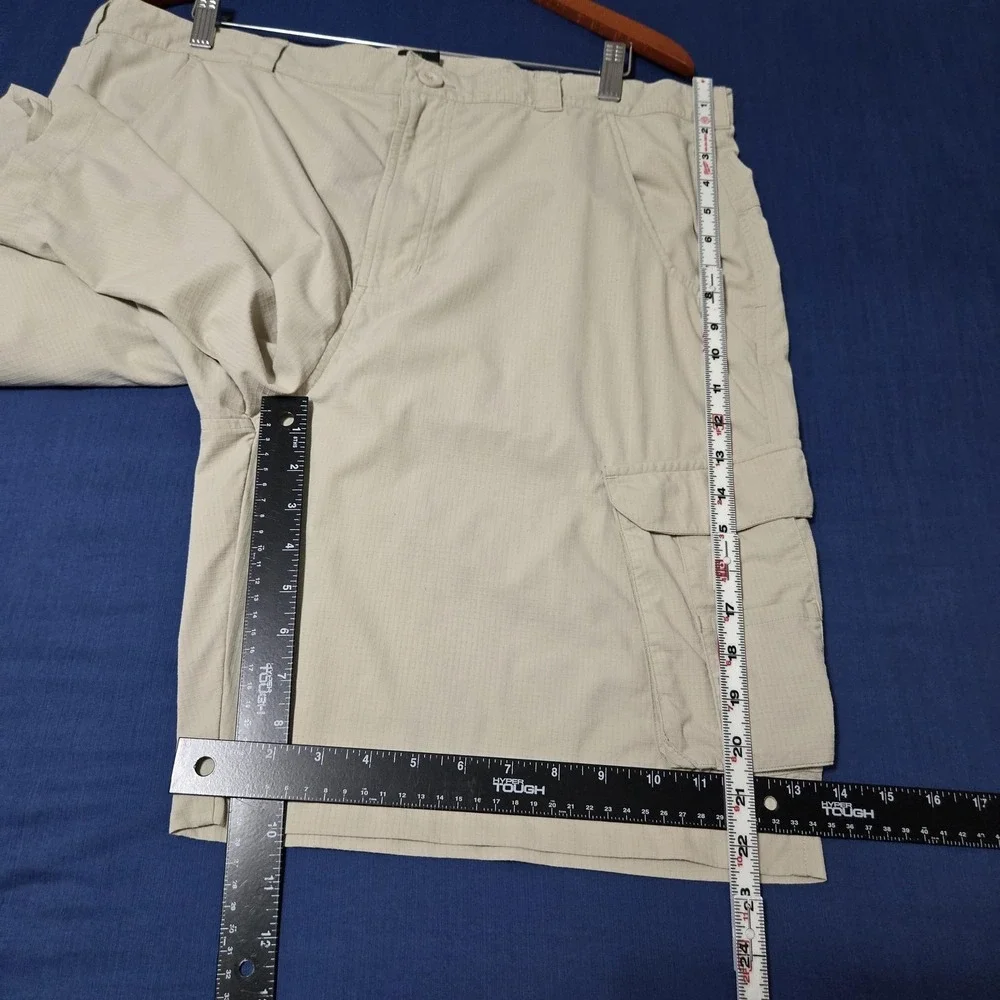 Under Armour Shorts Mens 40 Beige Nylon Cargo Microfiber Lightweight Summer